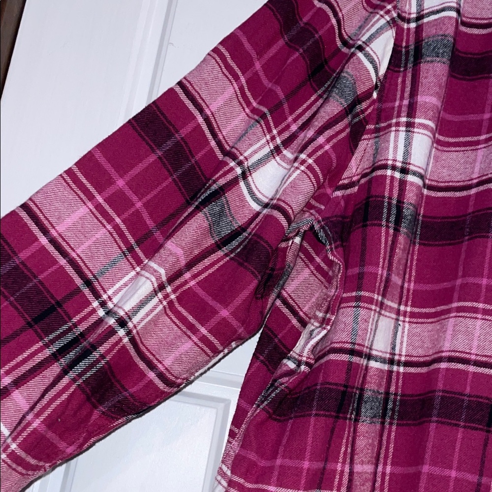 GAP Women's Pink Plaid Flannel Boyfriend Button Down Shirt - Picture 5 of 8